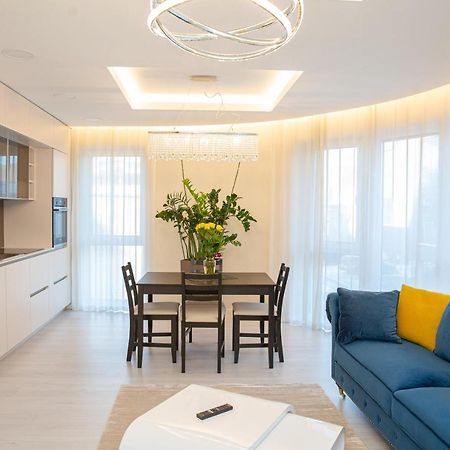 Luxurious Blue&Yellow Apartment in Kaunas Center Extérieur photo