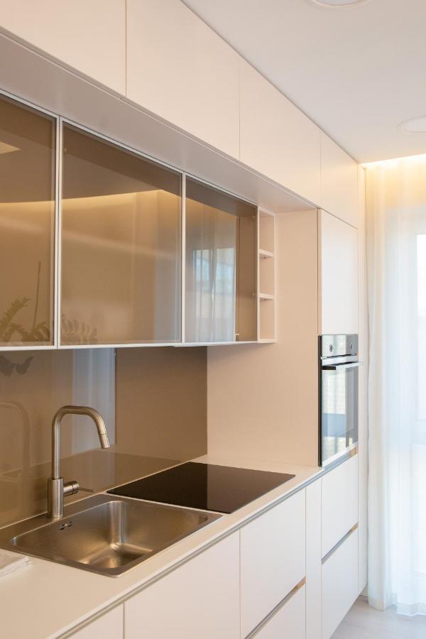 Luxurious Blue&Yellow Apartment in Kaunas Center Extérieur photo