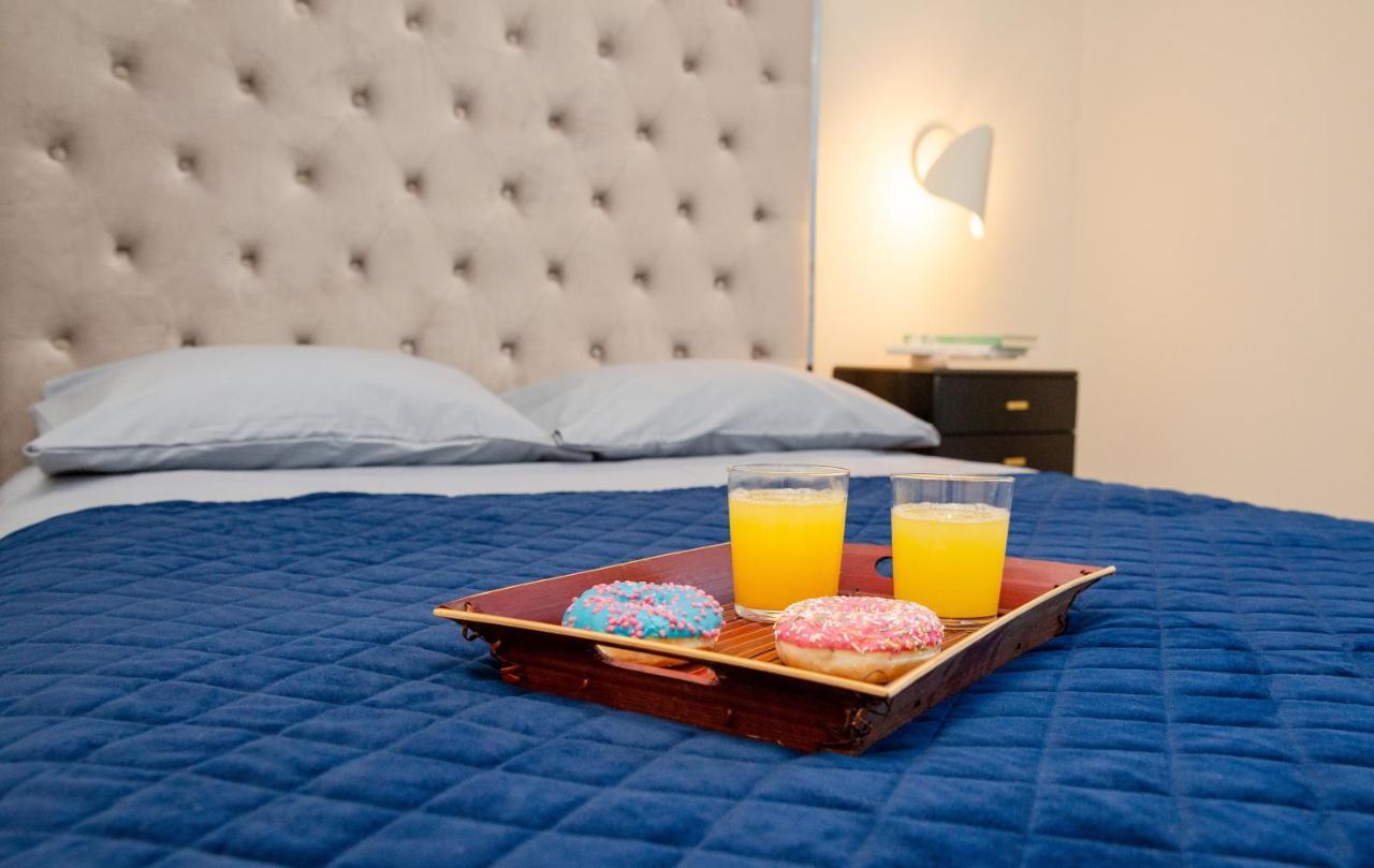 Luxurious Blue&Yellow Apartment in Kaunas Center Extérieur photo